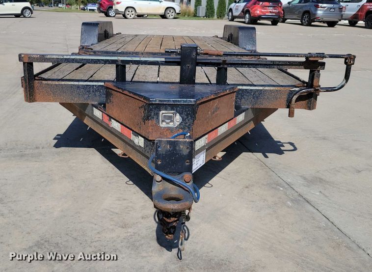 image for item EA2600 2014 Behnke Enterprises tilt deck equipment trailer
