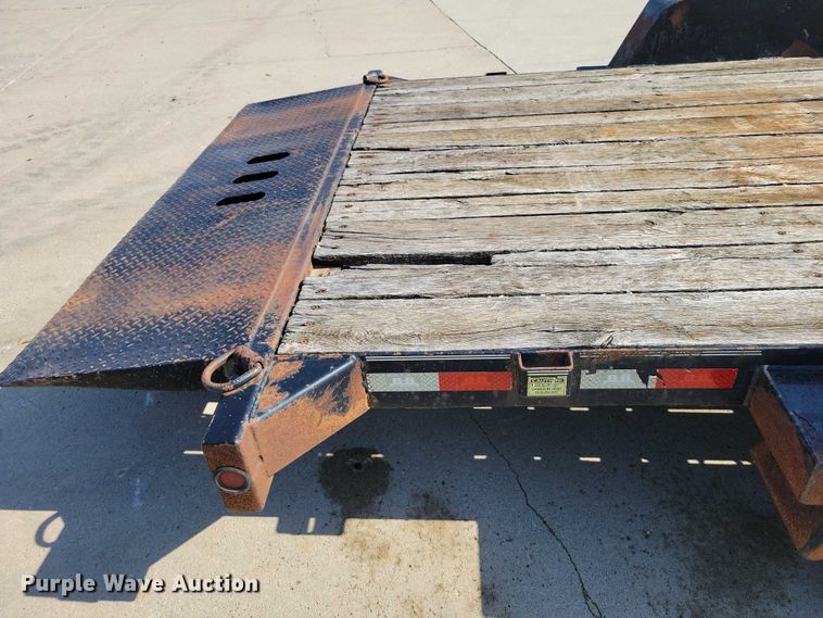 image for item EA2600 2014 Behnke Enterprises tilt deck equipment trailer