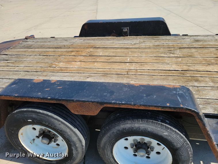 image for item EA2600 2014 Behnke Enterprises tilt deck equipment trailer