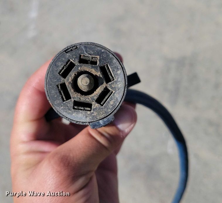 image for item EA2600 2014 Behnke Enterprises tilt deck equipment trailer