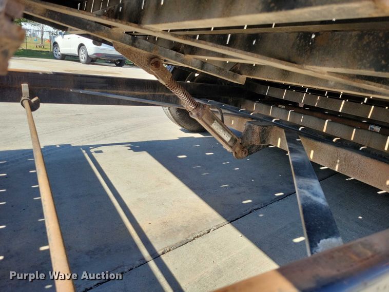 image for item EA2600 2014 Behnke Enterprises tilt deck equipment trailer