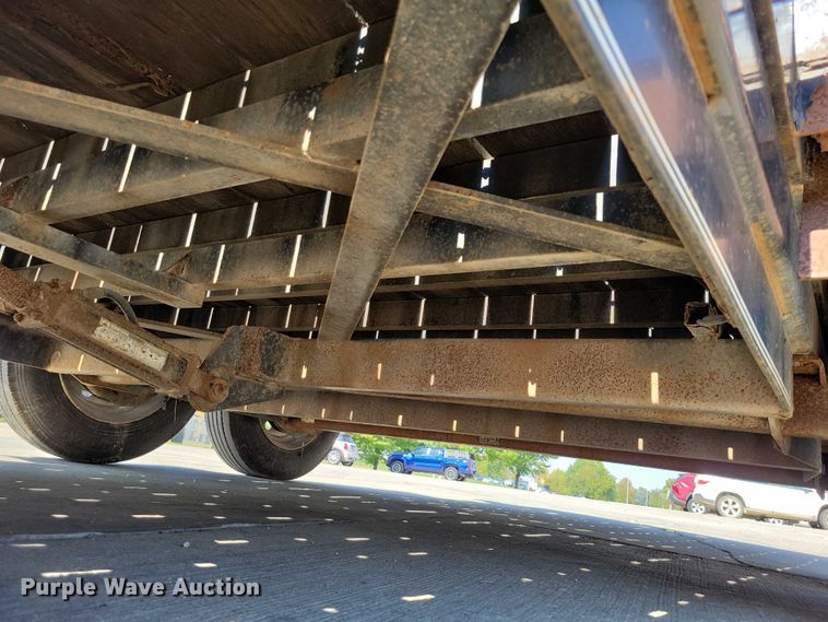 image for item EA2600 2014 Behnke Enterprises tilt deck equipment trailer