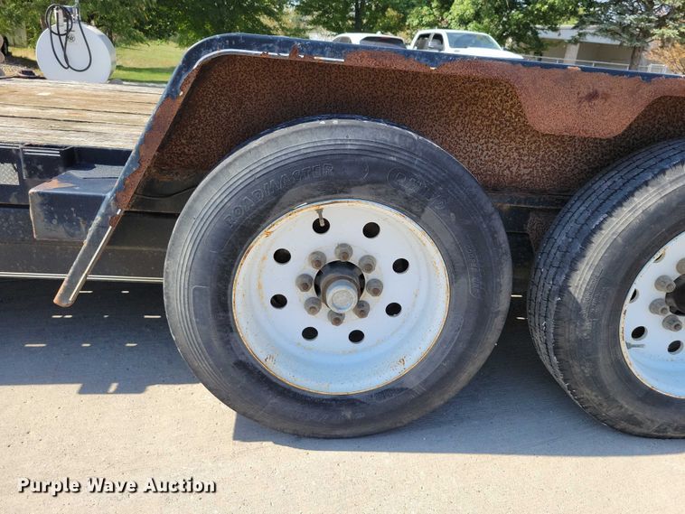 image for item EA2600 2014 Behnke Enterprises tilt deck equipment trailer