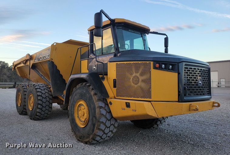 image for item EA2667 2016 John Deere 410E articulated haul truck