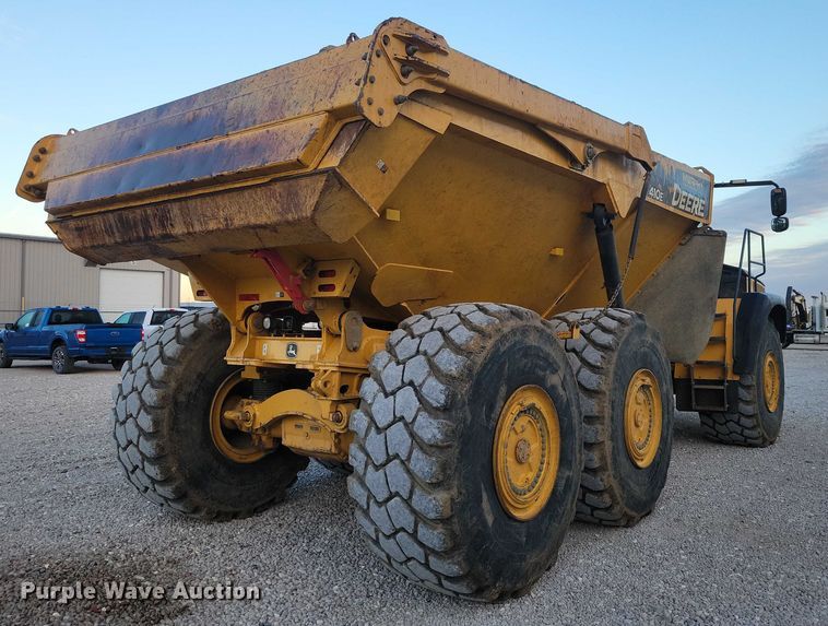 image for item EA2667 2016 John Deere 410E articulated haul truck
