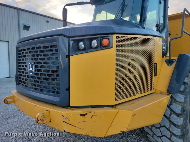 image for item EA2667 2016 John Deere 410E articulated haul truck