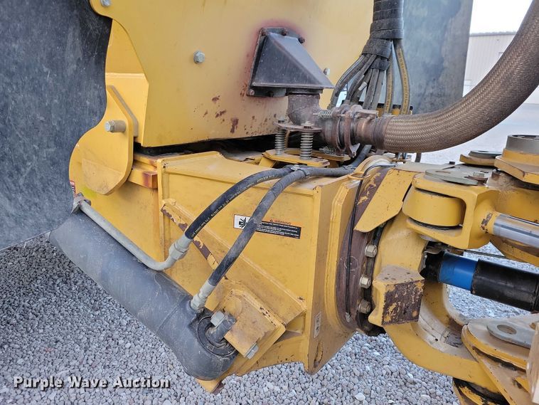 image for item EA2667 2016 John Deere 410E articulated haul truck