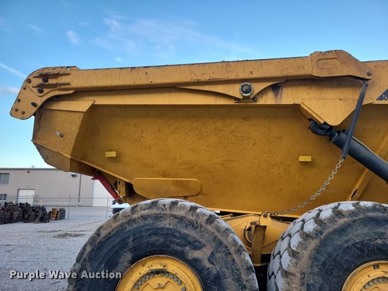 image for item EA2667 2016 John Deere 410E articulated haul truck