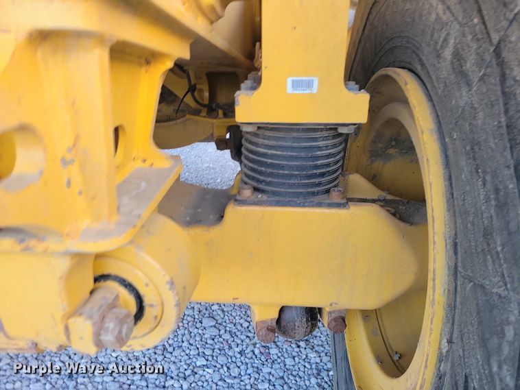 image for item EA2667 2016 John Deere 410E articulated haul truck