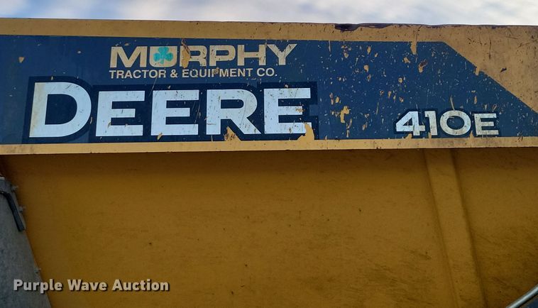 image for item EA2667 2016 John Deere 410E articulated haul truck