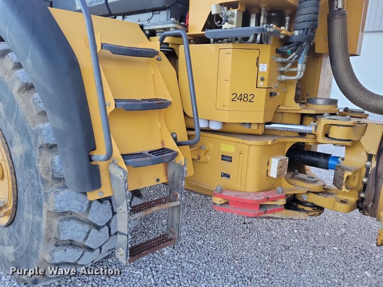 image for item EA2667 2016 John Deere 410E articulated haul truck