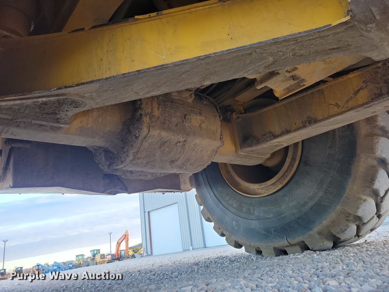 image for item EA2667 2016 John Deere 410E articulated haul truck