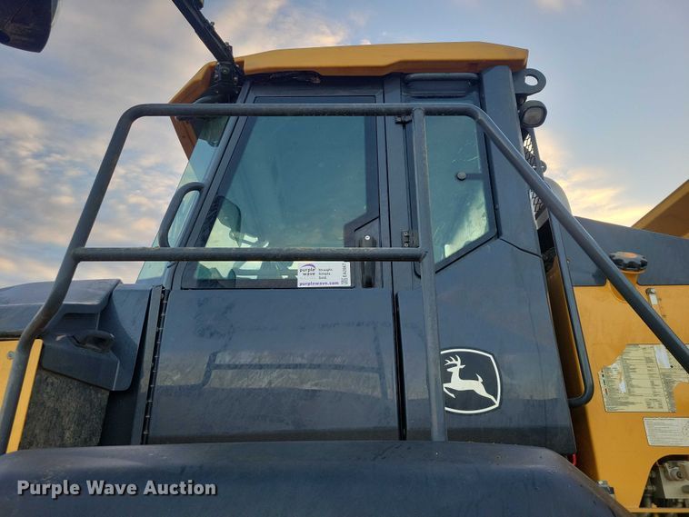 image for item EA2667 2016 John Deere 410E articulated haul truck