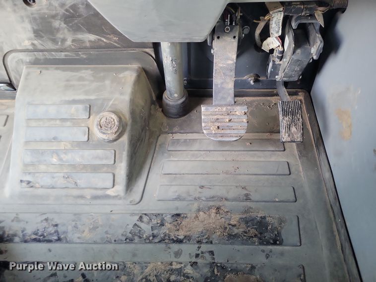 image for item EA2667 2016 John Deere 410E articulated haul truck