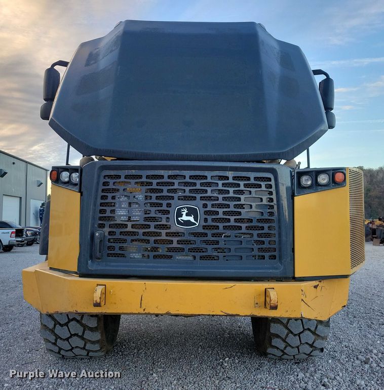 image for item EA2667 2016 John Deere 410E articulated haul truck