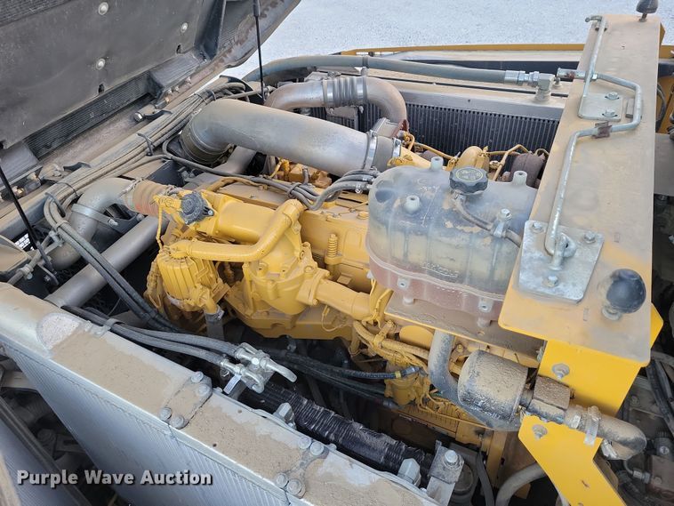 image for item EA2667 2016 John Deere 410E articulated haul truck