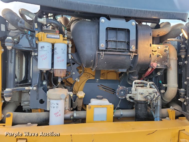 image for item EA2667 2016 John Deere 410E articulated haul truck