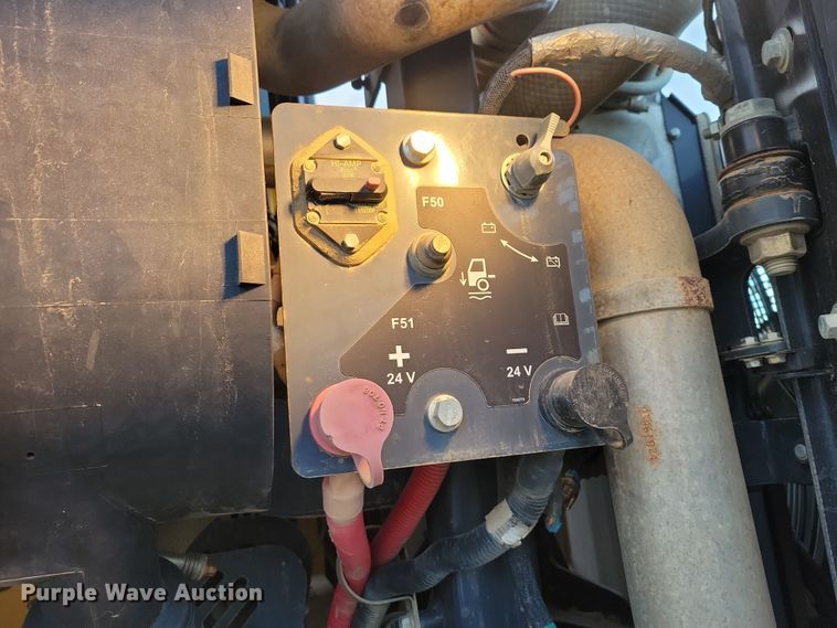 image for item EA2667 2016 John Deere 410E articulated haul truck