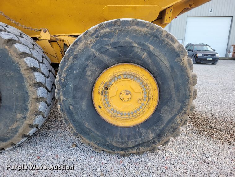 image for item EA2667 2016 John Deere 410E articulated haul truck