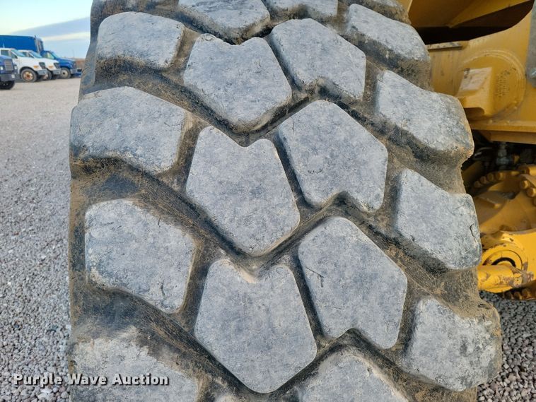 image for item EA2667 2016 John Deere 410E articulated haul truck