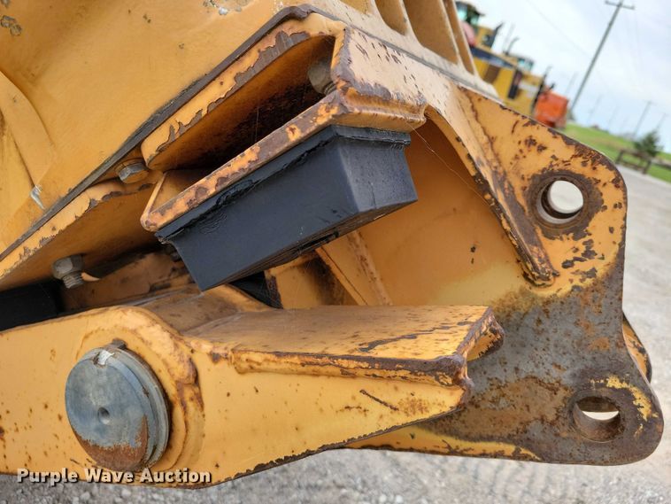 image for item EA2668 2000 Case 460 trencher