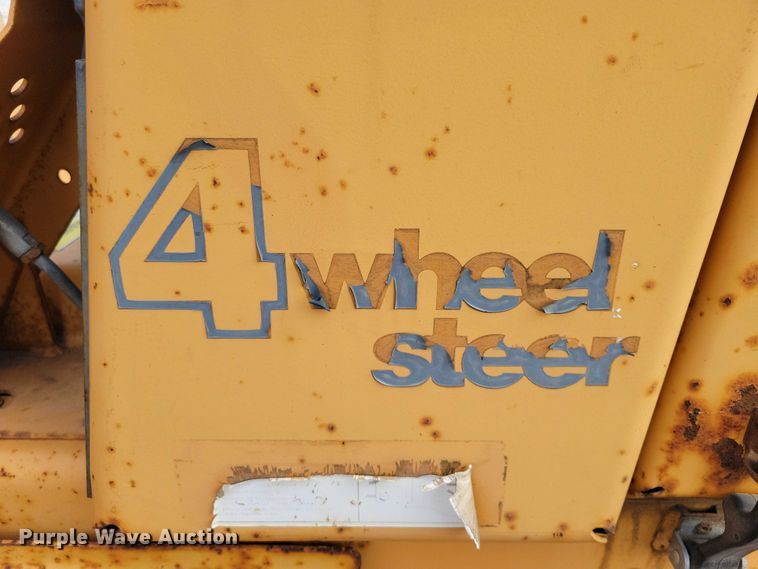 image for item EA2668 2000 Case 460 trencher