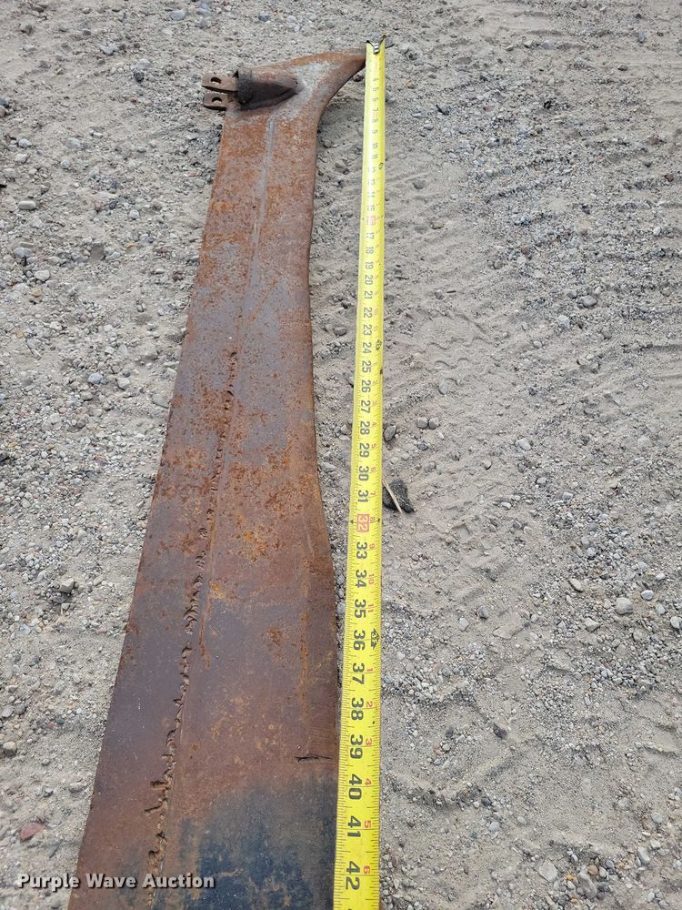 image for item EA2668 2000 Case 460 trencher