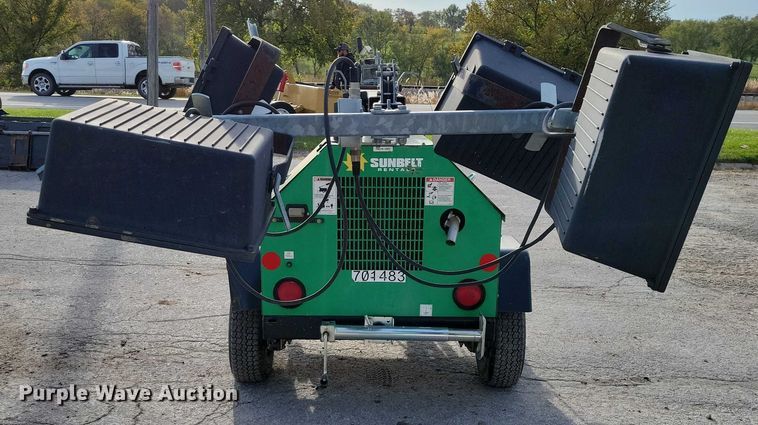 image for item EA2673 2015 Terex RL4 light plant