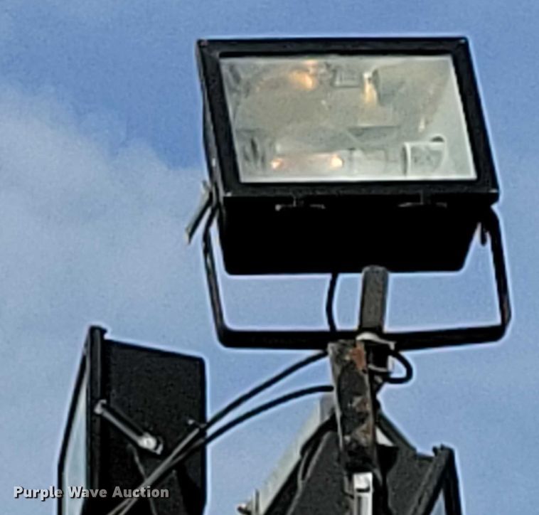 image for item EA2673 2015 Terex RL4 light plant