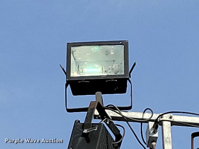 image for item EA2673 2015 Terex RL4 light plant