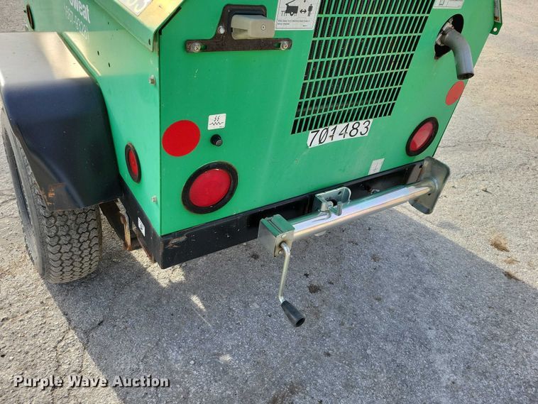 image for item EA2673 2015 Terex RL4 light plant