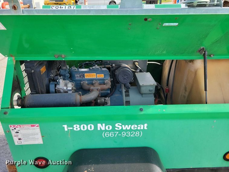 image for item EA2673 2015 Terex RL4 light plant