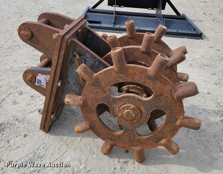 image for item EA2680 Bobcat compaction wheel