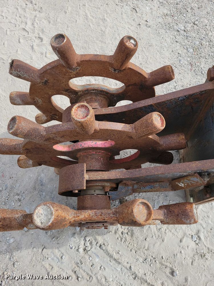 image for item EA2680 Bobcat compaction wheel