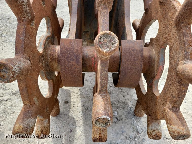 image for item EA2680 Bobcat compaction wheel