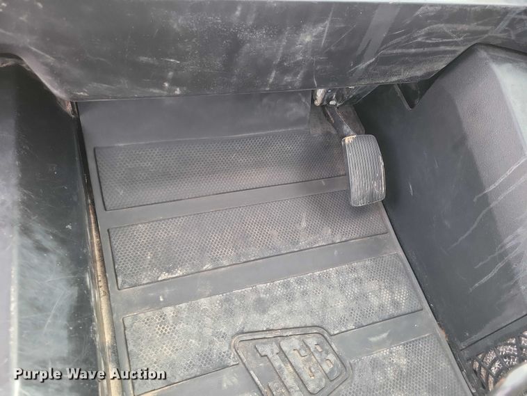 image for item EA2687 2020 JCB 3TS-8T tracked skid steer loader