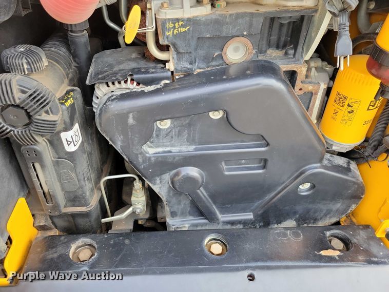 image for item EA2687 2020 JCB 3TS-8T tracked skid steer loader