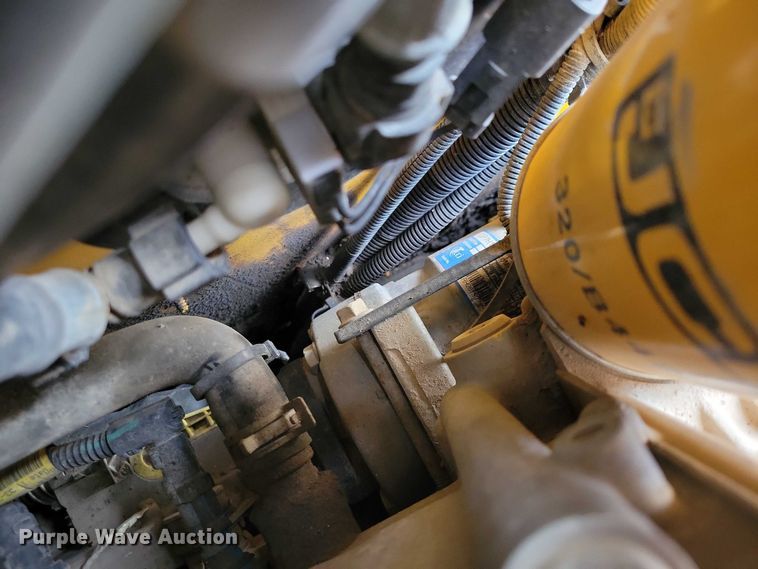 image for item EA2687 2020 JCB 3TS-8T tracked skid steer loader