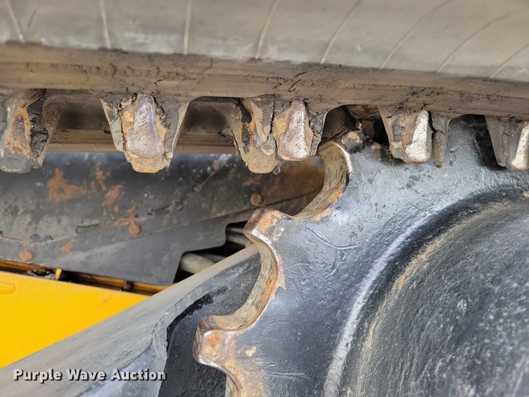 image for item EA2687 2020 JCB 3TS-8T tracked skid steer loader