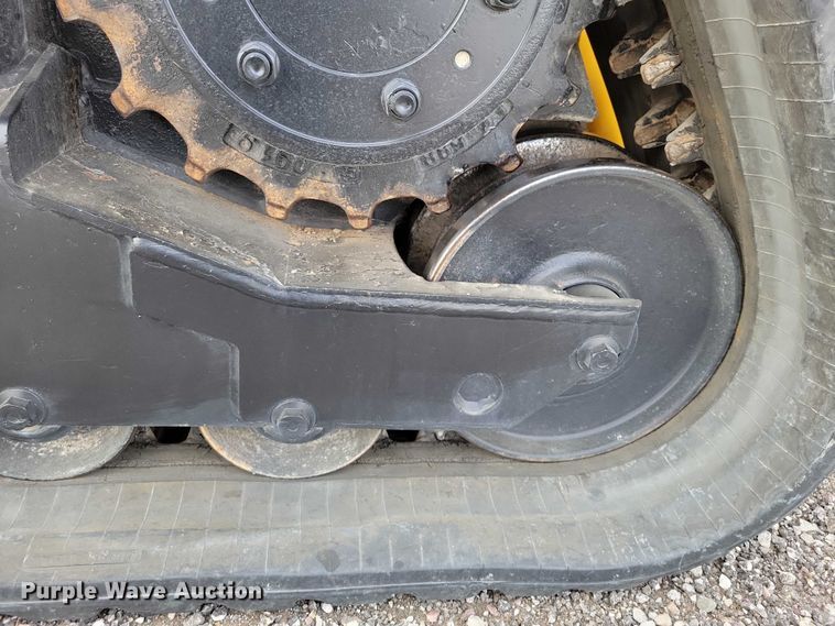 image for item EA2687 2020 JCB 3TS-8T tracked skid steer loader