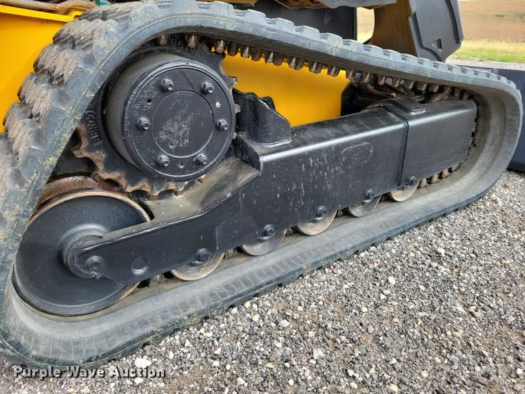image for item EA2687 2020 JCB 3TS-8T tracked skid steer loader