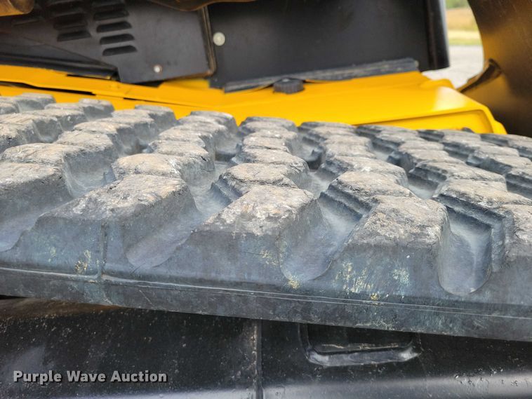 image for item EA2687 2020 JCB 3TS-8T tracked skid steer loader