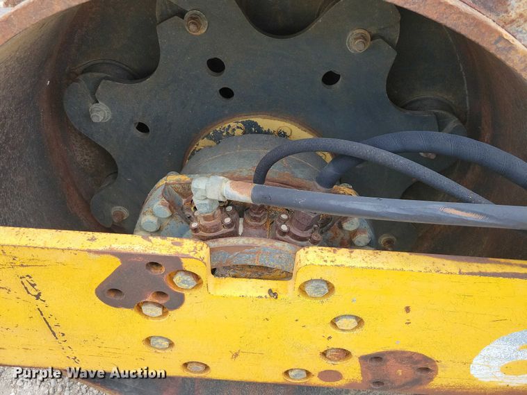 image for item EA2688 1997 Vibromax 602BDP single drum vibratory roller