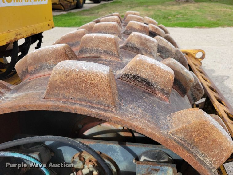 image for item EA2688 1997 Vibromax 602BDP single drum vibratory roller