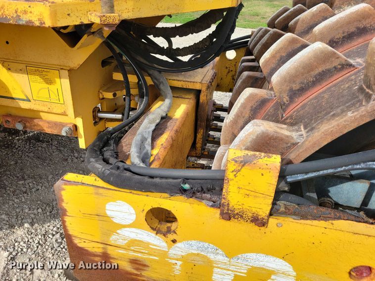 image for item EA2688 1997 Vibromax 602BDP single drum vibratory roller