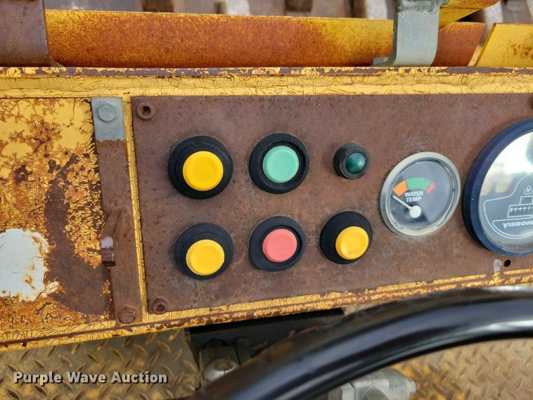 image for item EA2688 1997 Vibromax 602BDP single drum vibratory roller