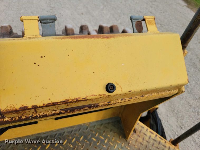 image for item EA2688 1997 Vibromax 602BDP single drum vibratory roller