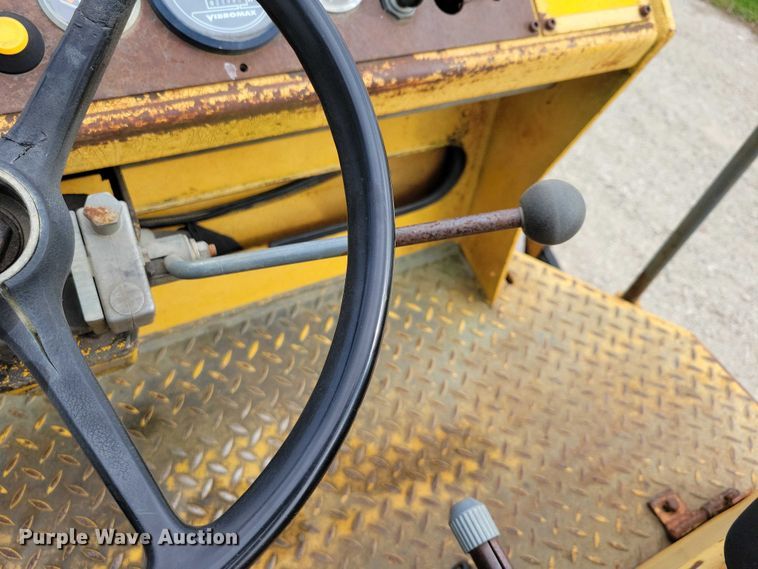 image for item EA2688 1997 Vibromax 602BDP single drum vibratory roller