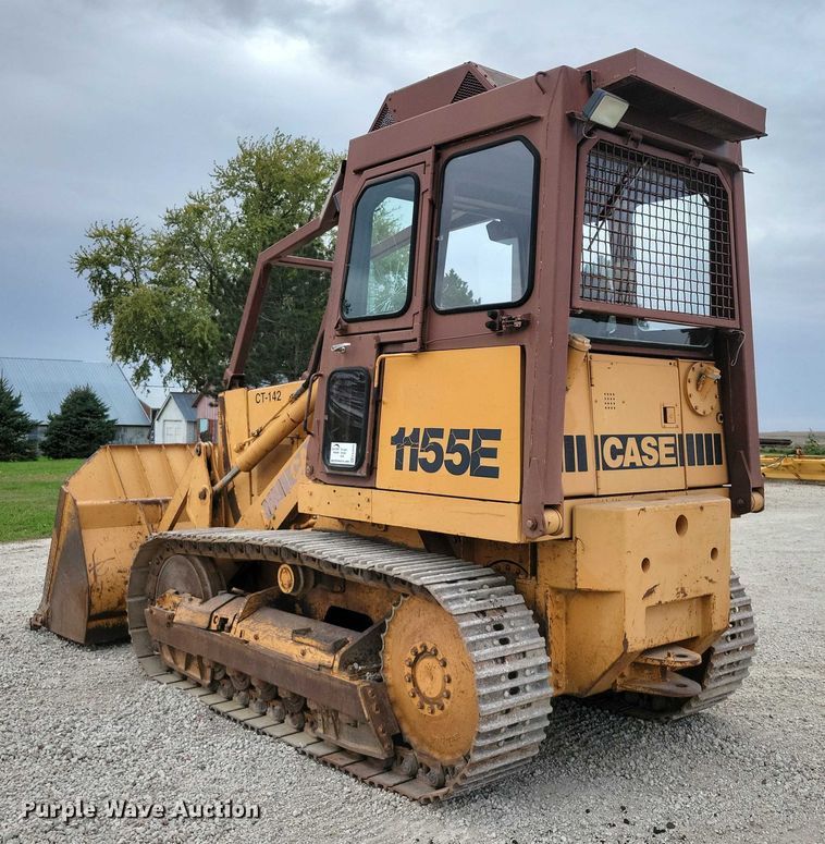 image for item EA2689 1988 Case 1155E track loader