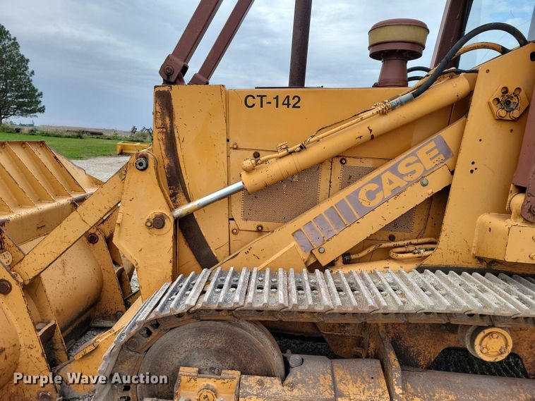 image for item EA2689 1988 Case 1155E track loader